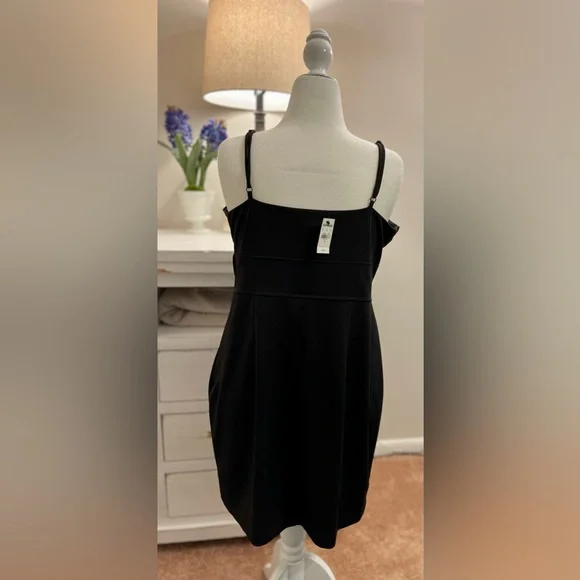 Express Black Dress, V-Neck, Adjustable straps XL- NWT - Picture 3 of 6